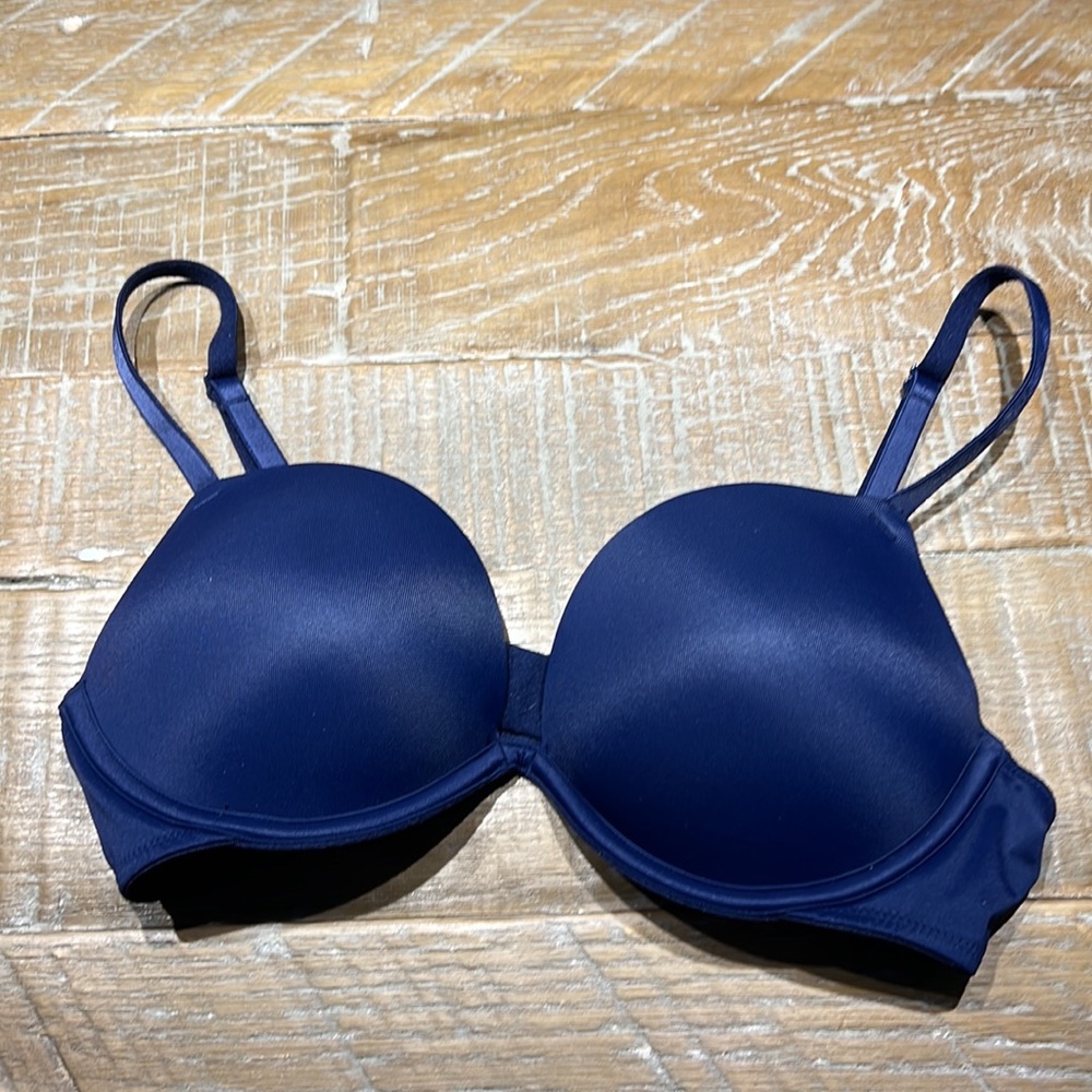 PINK VS 34B PREOWNED Wear Everywhere Super Push Up Bra Dark Blue